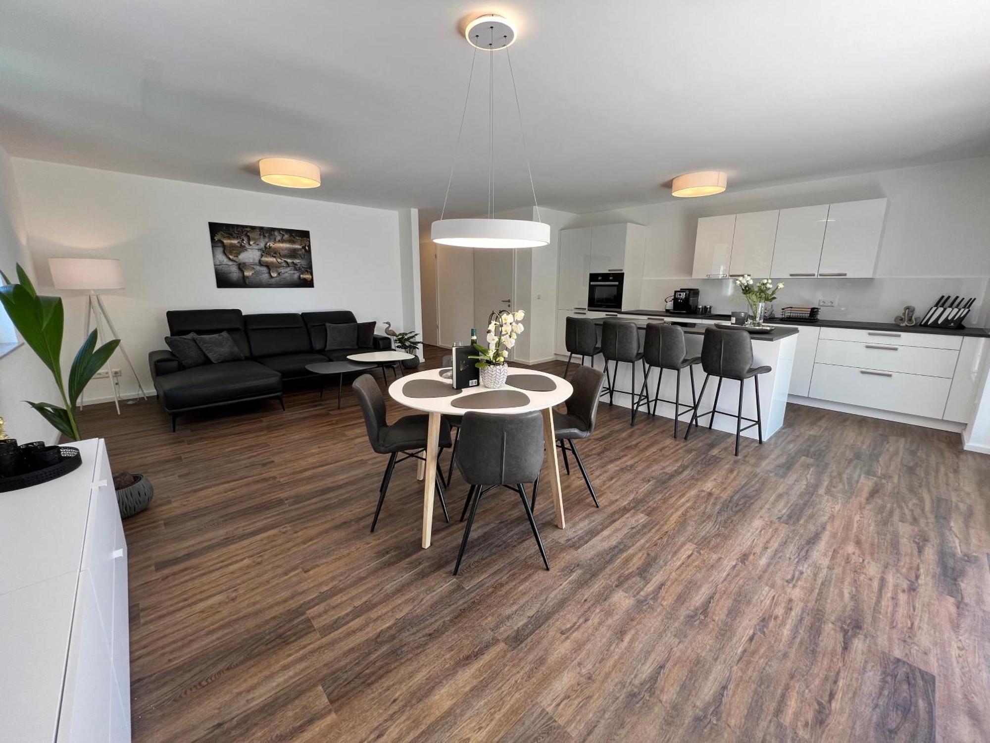 Neues Seeapartment Uberlingen Exterior photo