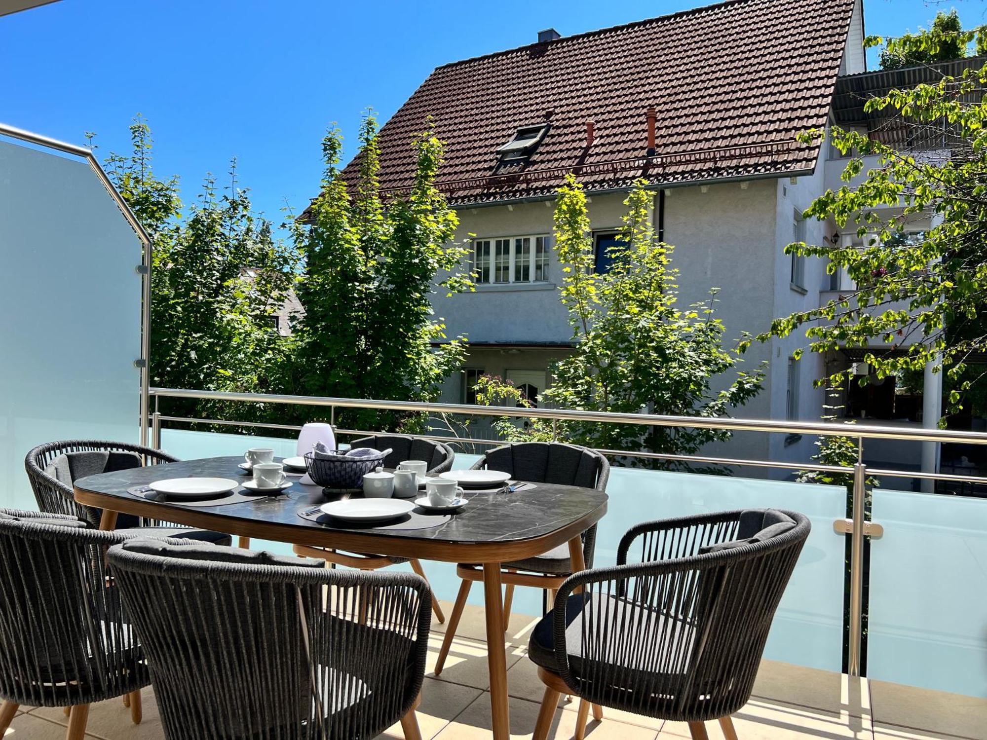 Neues Seeapartment Uberlingen Exterior photo